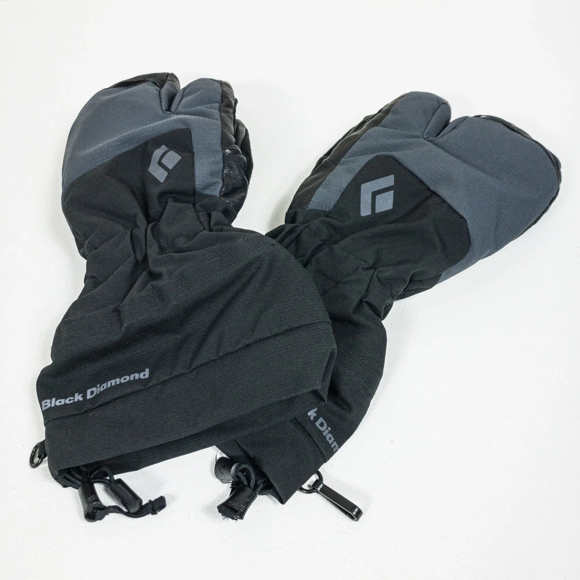 【Unisex M ブラック系】 Black Diamond ( ブラックダイヤモンド ) ソロイスト フィンガー Soloist Finger 化繊ダウン ウェア ウェア小物 グローブ 手袋 プリマロフト・ゴールド・インサレーション・クロスコア z00050765 - 【公式】2ndGEAR（セカンドギア）Webショップ【登山用品・アウトドア用品専門 買取販売店】