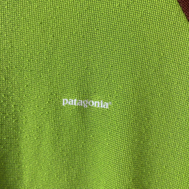 Men's Small Green 2013 Patagonia Capilene 2 Lightweight Crew Polyester T-Shirt, Long Sleeve Crew Neck