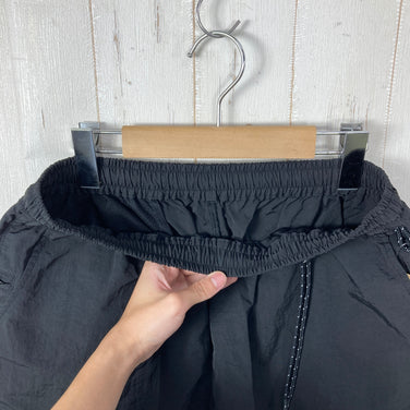 【Unisex 2 ブラック系】 迷迭香 ( マンネンロウ ) ナイロン ハーベスト ルーズ ショーツ NYLON HARVEST LOOSE SHORT ポケッタブル 裾スナップ スマートフォンポケット ナイロン ウェア ボトムス ショーツ ショートパンツ  z00