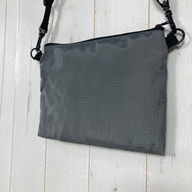 【OneSize グレー系】 Soto ( ソト ) オリジナル サコッシュ Original Sacoche オンラインストア限定 ノベルティ バッグ ストレージ サコッシュポーチ z00059835  サコッシュポーチ バッグ ストレージ