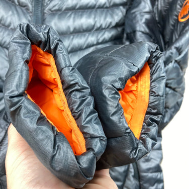 【Men's M チャコール系】 Mammut ( マムート ) アイガーヨッホ アドバンスド インサレーション フーデッド ジャケット Eigerjoch Advanced In Hooded Jacket ダウン 1010-24740 International - 【公式】2ndGEAR（セカンドギア）Webショップ【登山用品・アウトドア用品専門 買取販売店】