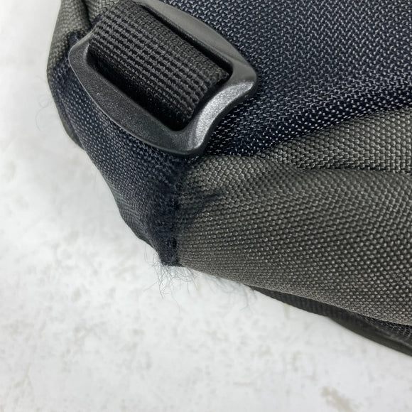 【OneSize グレー系】 Jackwolfskin ( ジャックウルフスキン ) ジャングル バッグ 10 Jungle Bag 10 ポリエステル バッグ ストレージ ショルダーバッグ z00059287  ショルダーバッグ バッグ ストレージ