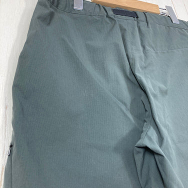 【Men's M グレー系】 Finetrack ( ファイントラック ) カミノ ハーフパンツ スチールグレー ポリエステル ウェア ボトムス ショーツ ショートパンツ ソフトシェル z00059082 スチールグレー ソフトシェル ショーツ ショートパンツ ボ