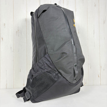 【OneSize ブラック系】 Arcteryx ( アークテリクス ) アロー 22 バックパック Arro 22 Backpack ナイロン バッグ ストレージ バックパック デイパック 容量【～29L】 z00054945  デイパック 容量【～29L】 バッ