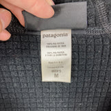 【Men's M ブラック系】 2007 Patagonia ( パタゴニア ) R1フーディ R1 HOODY ポリエステル ウェア トップス アウター ジャケット フリース z00059757  フリース アウター ジャケット トップス ウェア