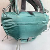 Montbell Cha-Cha Pack 30 女款，浅蓝色，均码，蓝色。这款轻质尼龙收纳背包容量为 30 升至 54 升。（产品编号：z00053012）