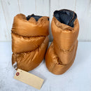 【OneSize オレンジ系】 Nanga ( ナンガ ) × ハイランドデザイン（High Land Designs）ダウン ソックス Down Socks ハイカーズデポ別注 コラボモデル ダウン フットウェア テントシューズ z00059159  テントシュー-2