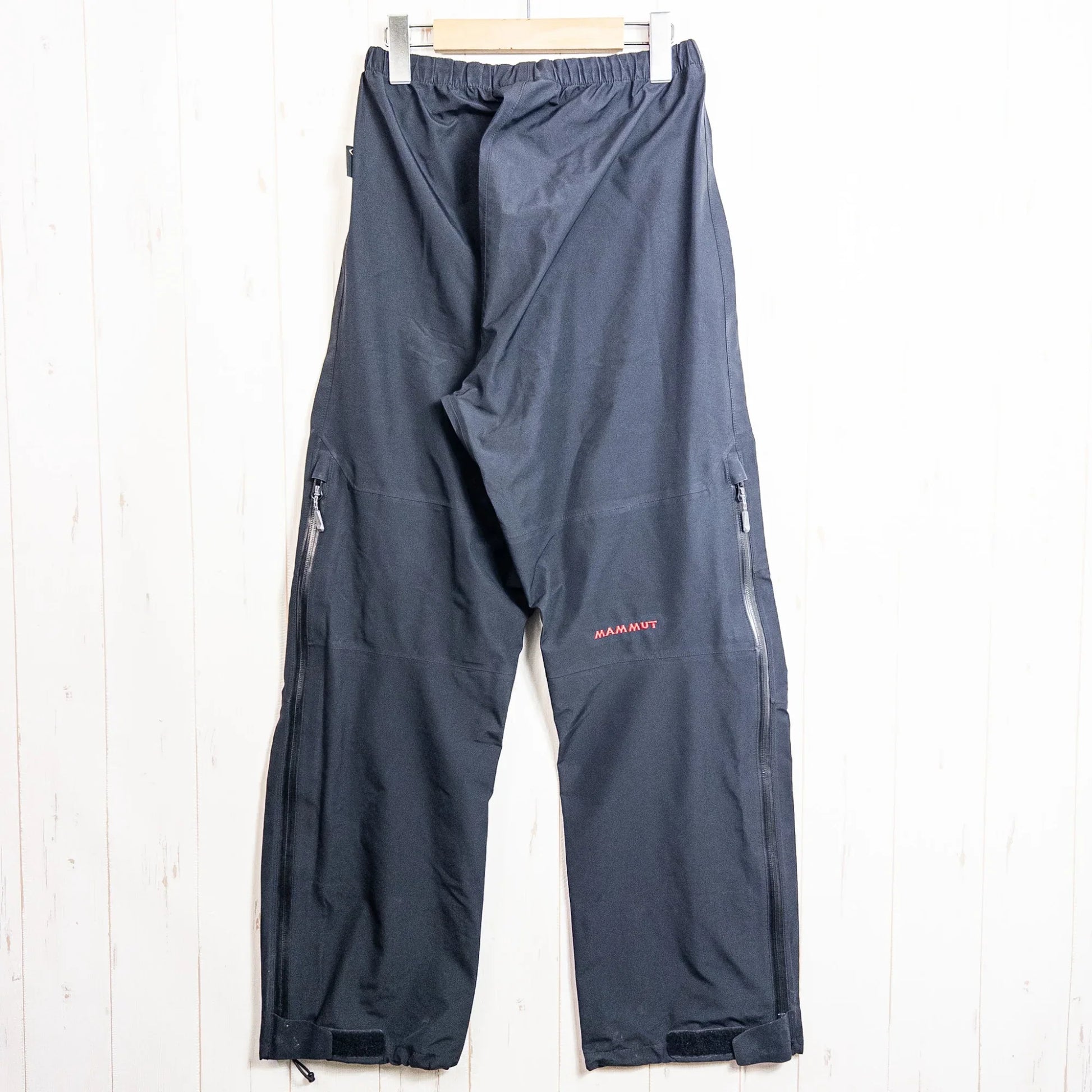 【Men's 48 ブラック系】 Mammut ( マムート ) ゴアテックス サンダーストーム レインパンツ GORE-TEX Thunderstorm Rain Pants ナイロン ウェア ボトムス ロングパンツ ハードシェル GORE-TEX ( ゴアテックス - 【公式】2ndGEAR（セカンドギア）Webショップ【登山用品・アウトドア用品専門 買取販売店】