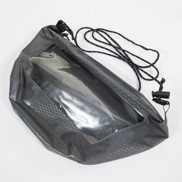 【M グレー系】 Magic Mountain ( マジックマウンテン ) シームレスドライサコッシュ M バッグ ストレージ サコッシュポーチ z00051247 サコッシュポーチ バッグ ストレージ - 【公式】2ndGEAR（セカンドギア）Webショップ【登山用品・アウトドア用品専門 買取販売店】