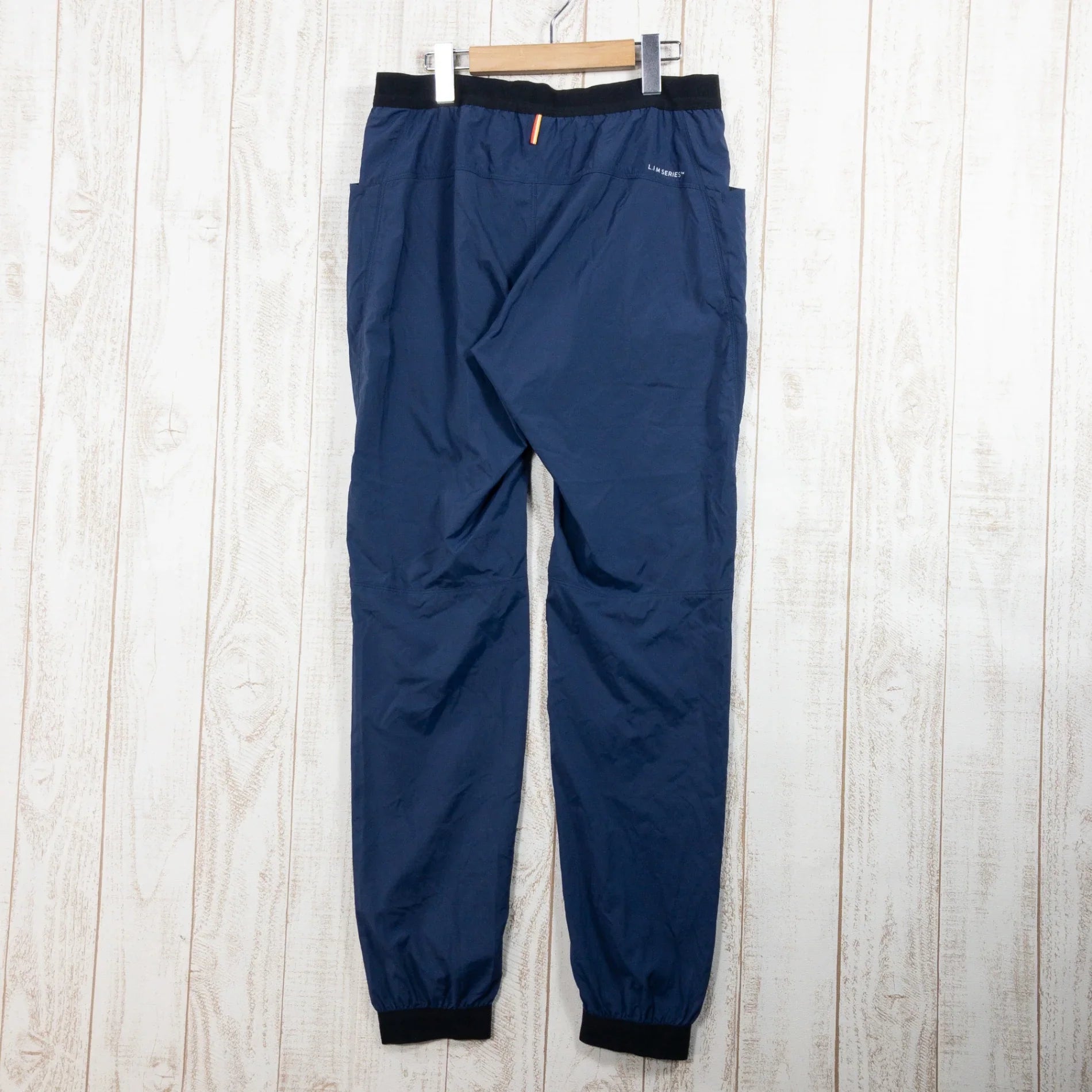 【Men's M ネイビー系】 Haglofs ( ホグロフス ) リムシリーズ ヒューズ パンツ L.I.M FUSE PANT ナイロン ウェア ボトムス ロングパンツ ソフトシェル z00050229 ソフトシェル ロングパンツ ボトムス ウェア - 【公式】2ndGEAR（セカンドギア）Webショップ【登山用品・アウトドア用品専門 買取販売店】