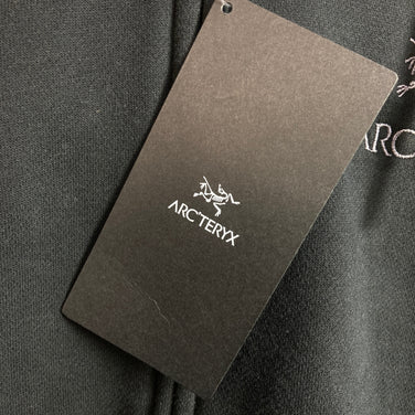 【Men's S ブラック系】 Arcteryx ( アークテリクス ) エンブレム フリース フルジップ フーディ Emblem Fleece Full-Zip Hoody オーガニックコットン ウェア トップス インナー シャツ フーディ コットン z00056