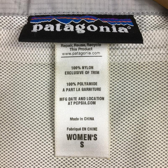 【Women's S グレー系】 Patagonia ( パタゴニア ) トレントシェル トレンチ コート Torrentshell Trench Coat H2No 2.5L レインシェル ジャケット フーディ 27195 International Women's - 【公式】2ndGEAR（セカンドギア）Webショップ【登山用品・アウトドア用品専門 買取販売店】