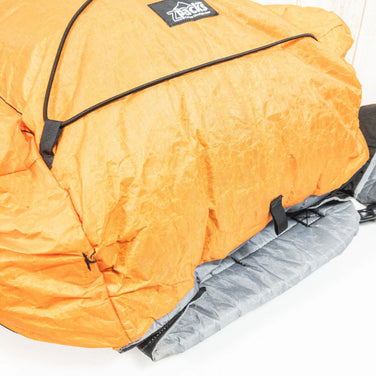 【OneSize オレンジ系】 c2010 Zpacks ( ゼットパックス ) アーク スリム Arc Slim サイドポケットカスタムモデル バッグ ストレージ バックパック 容量【30L～54L】 DCF ( ダイニーマ・コンポジット・ファブリック / キュー - 【公式】2ndGEAR（セカンドギア）Webショップ【登山用品・アウトドア用品専門 買取販売店】