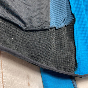 Montura Men's Stretch Color Hoody Jacket, Size Small, Blue. Polyester fleece outerwear jacket with Polartec Power Grid (z000).