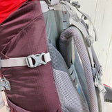 【Women's OneSize レッド系】 Deuter ( ドイター ) アクト ライト 45+10 SL バッグ ストレージ バックパック 容量【30L～54L】 z00052596 容量【30L～54L】 バックパック バッグ ストレージ - 【公式】2ndGEAR（セカンドギア）Webショップ【登山用品・アウトドア用品専門 買取販売店】