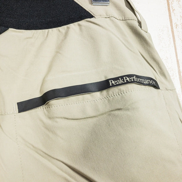 【Men's S ベージュ系】 Peak Performance ( ピークパフォーマンス ) アイコニック ジップオフ パンツ Iconiq Zip-Off Pants ナイロン G65520044 International Men's 化繊 ロングパンツ ボ - 【公式】2ndGEAR（セカンドギア）Webショップ【登山用品・アウトドア用品専門 買取販売店】