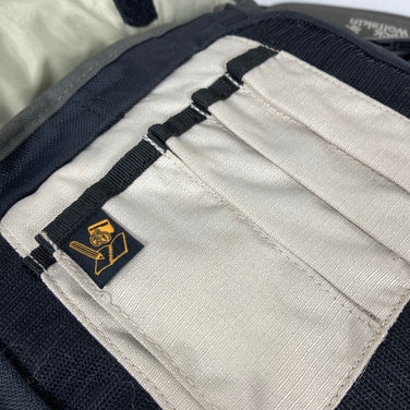 【OneSize グレー系】 Jackwolfskin ( ジャックウルフスキン ) ジャングル バッグ 10 Jungle Bag 10 ポリエステル バッグ ストレージ ショルダーバッグ z00059287  ショルダーバッグ バッグ ストレージ