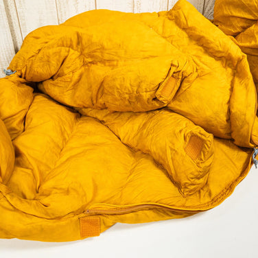 【OneSize オレンジ系】 Montbell ( モンベル ) U.L.スパイラルダウンハガー #2 サンフラワー ダウン スリーピングシステム 寝袋 ダウンシュラフ z00051779 サンフラワー ダウンシュラフ 寝袋 スリーピングシステム - 【公式】2ndGEAR（セカンドギア）Webショップ【登山用品・アウトドア用品専門 買取販売店】