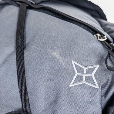 【OneSize グレー系】 Paago Works ( パーゴワークス ) バディ 33 Buddy 33 アーバングレー ナイロン バッグ ストレージ バックパック 容量【30L～54L】 z00053455 アーバングレー 容量【30L～54L】 バックパッ