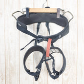 【S チャコール系】 Black Diamond ( ブラックダイヤモンド ) モーメンタム Momentum BD651068 クライミング ハーネス グラファイト ロッククライミングギア - 【公式】2ndGEAR（セカンドギア）Webショップ【登山用品・アウトドア用品専門 買取販売店】