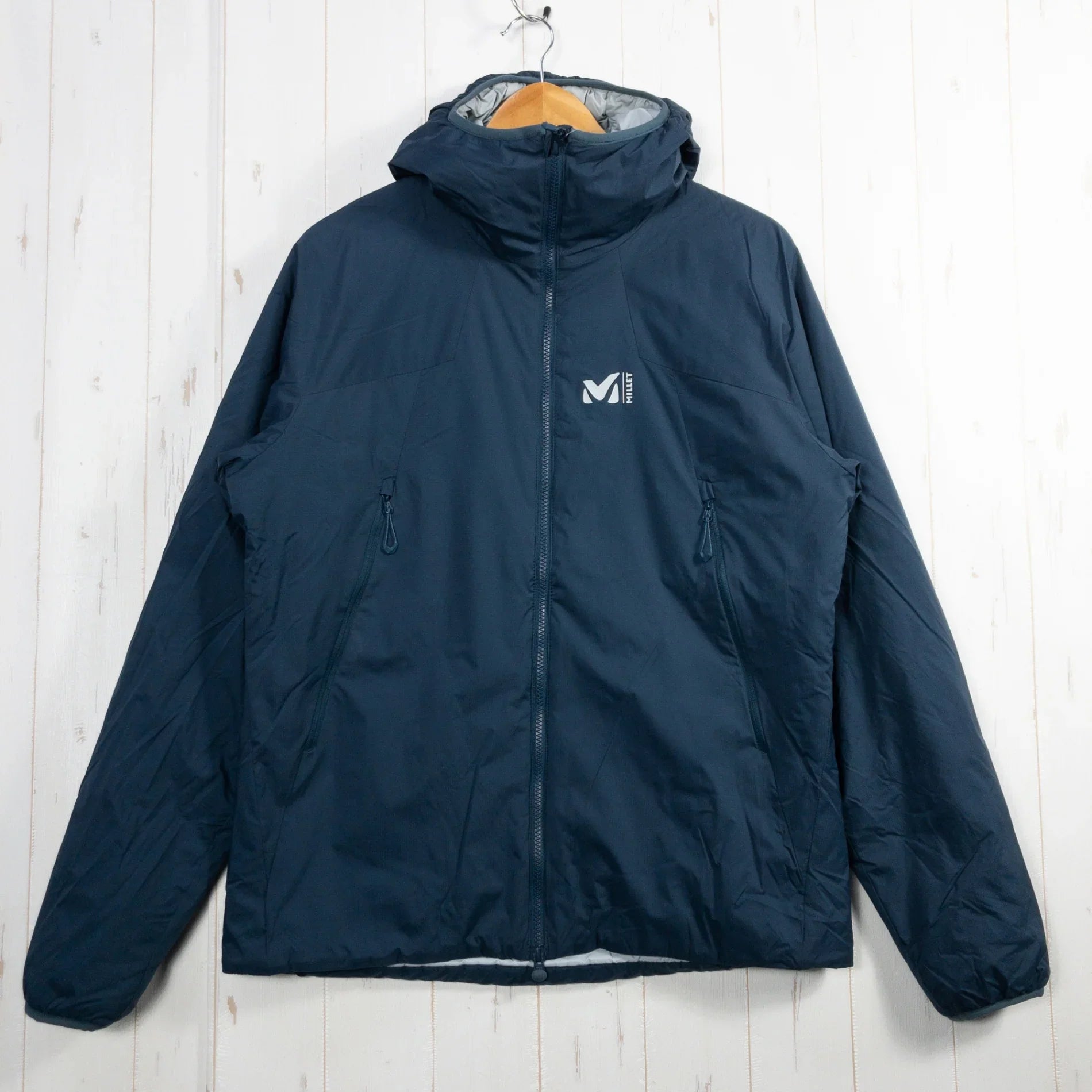 【Men's L ネイビー系】 Millet ( ミレー ) ケー ビレイ フーディー K BELAY HOODIE アクティブインサレーション 化繊ダウン ウェア トップス アウター ジャケット 化繊インサレーション z00052443 化繊インサレーション ア - 【公式】2ndGEAR（セカンドギア）Webショップ【登山用品・アウトドア用品専門 買取販売店】