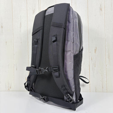 【Unisex OneSize チャコール系】 Ridge Mountain Gear ( リッジマウンテンギア ) ワンマイル トリム One Mile Trim  Charcoal Grey z00055811 Charcoal Grey デイパック 容量【～29L】 バックパ