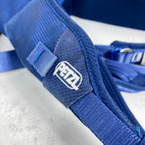 【M ブルー系】 Petzl ( ペツル ) アジャマ Adjama クライミングハーネス マウンテニアリングハーネス ロッククライミングギア z00059329  ロッククライミングギア