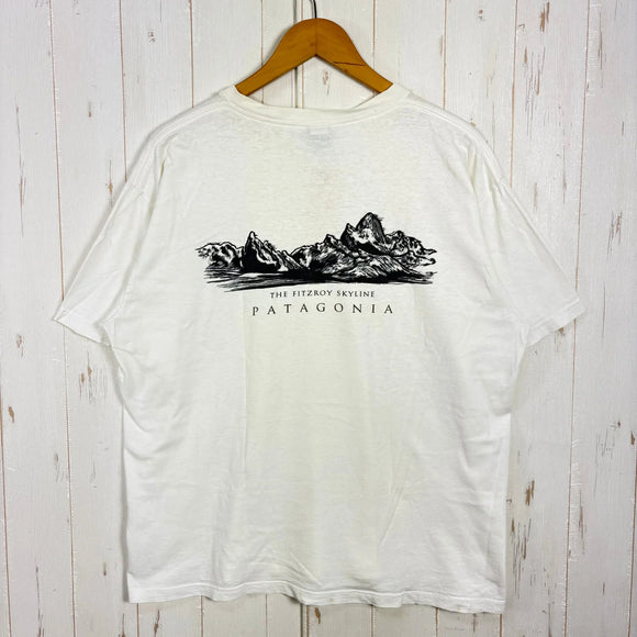 【Men's L ホワイト系】 1996 Patagonia ( パタゴニア ) ザ・フィッツロイ スカイライン ティー The Fitzroy Skyline Tee 生産終了モデル 入手困難 オーガニックコットン 黒タグ オーガニックコットン ウェア トップス