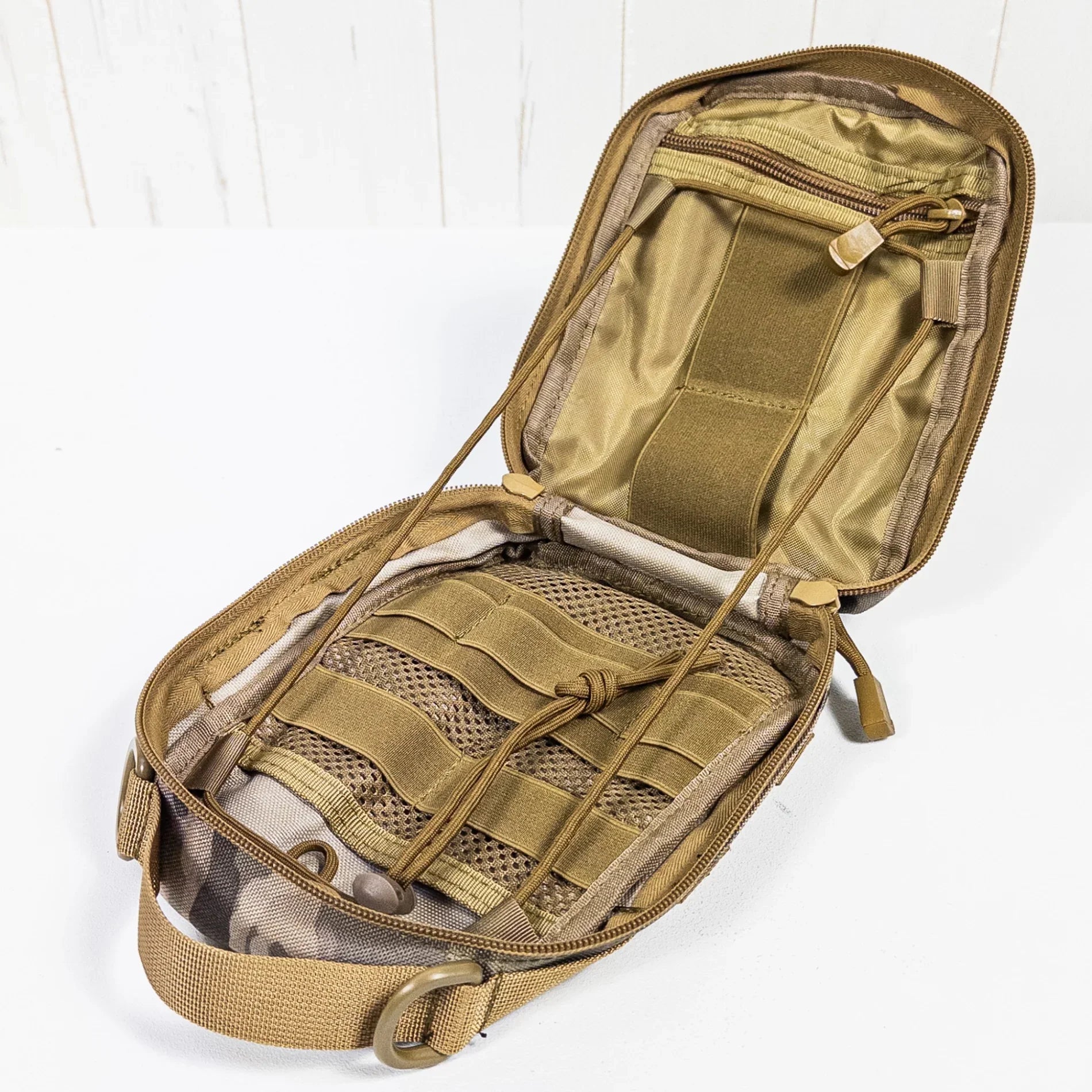 【OneSize グリーン系】 タクティカルマルチカムポーチ バッグ ストレージ 外付けポーチ z00052727 外付けポーチ バッグ ストレージ - 【公式】2ndGEAR（セカンドギア）Webショップ【登山用品・アウトドア用品専門 買取販売店】