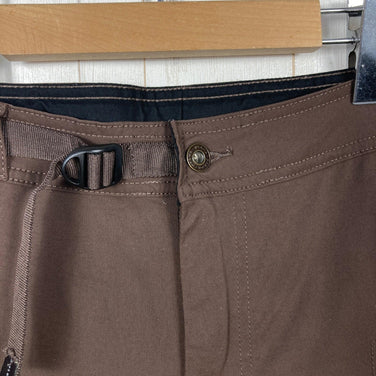 男士小号棕色 Prana 七分工装裤，已停产款式，很难找到。尼龙软壳短裤 (z00054297)。