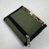 【OneSize グリーン系】 Chums ( チャムス ) トリフォルドウォレット スウェットナイロン Trifold Wallet Sweat Nylon サンプル品 バッグ ストレージ 財布 ウォレット z00055492  財布 ウォレット バッグ ストレー