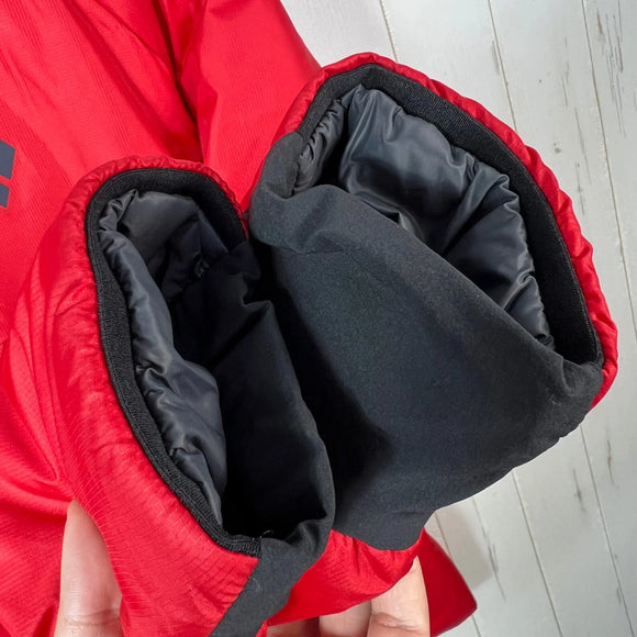 【Women's S レッド系】 Black Diamond ( ブラックダイヤモンド ) ビレイパーカー Belay Parka Coral Red ウェア トップス アウター ジャケット 化繊インサレーション プリマロフト・ゴールド・インサレーション・クロスコア