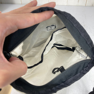【OneSize ブラック系】 Granite Gear ( グラナイトギア ) ハイカー サチェル ナイロン バッグ ストレージ サコッシュポーチ z00059534  サコッシュポーチ バッグ ストレージ