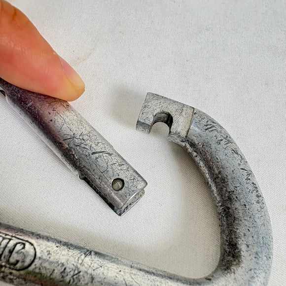 【OneSize シルバー系】 SMC ( Seattle Manufacturing Corporation ) ヴィンテージ D型 カラビナ Vintage D Carabiner ストレートゲート ロッククライミングギア z00061773  ロッククライミン