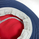 Montbell 3D Mesh Hat, Kid's One Size, Red. Made of polyester. Product code: z00052873.