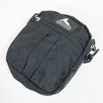 【OneSize ブラック系】 Gregory ( グレゴリー ) クイックポケット M Quick Pocket M Black 生産終了モデル 入手困難 銀タグ 旧タグ ナイロン バッグ ストレージ サコッシュポーチ z00051856 Black サコッシュポ - 【公式】2ndGEAR（セカンドギア）Webショップ【登山用品・アウトドア用品専門 買取販売店】