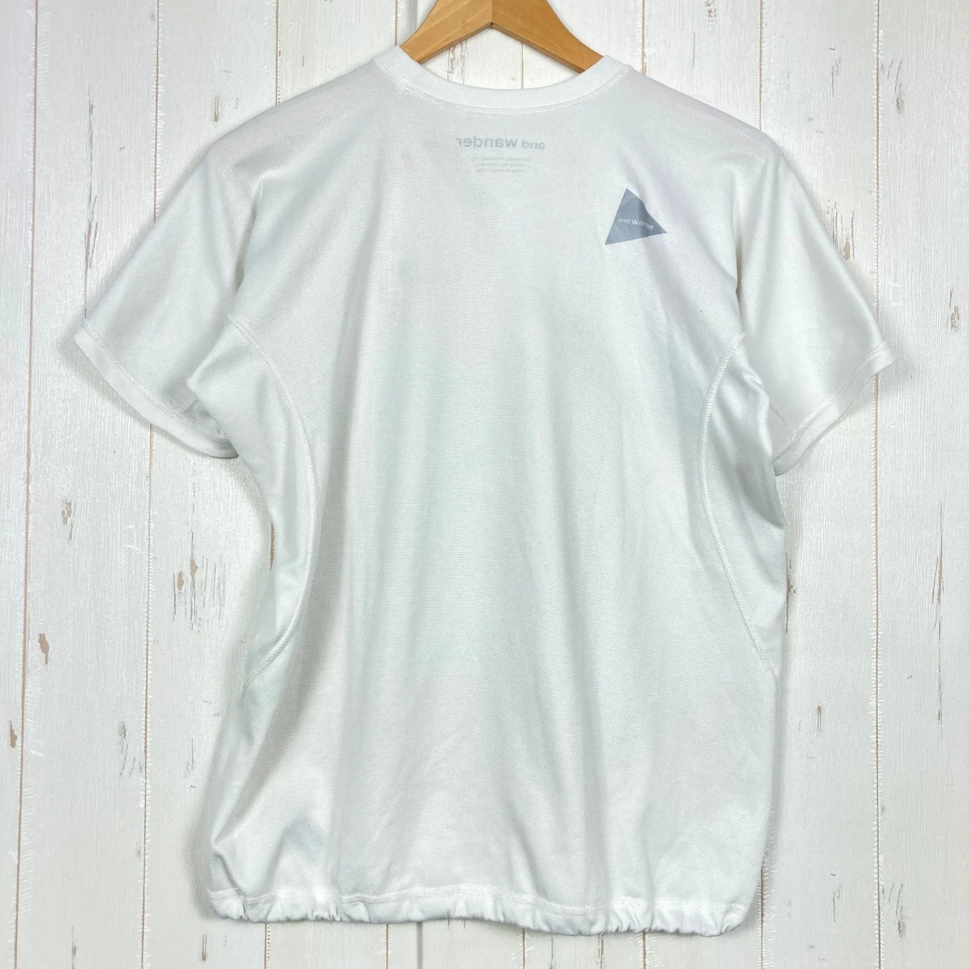 【Women's S アイボリー系】 And Wander ( アンドワンダー ) パワー ドライ ジャージー ショート スリーブ Tシャツ Power Dry Jersey Short Sleeve T Shirt Women's S アイボリー系】 And Wander ( アンドワンダー ) パワー