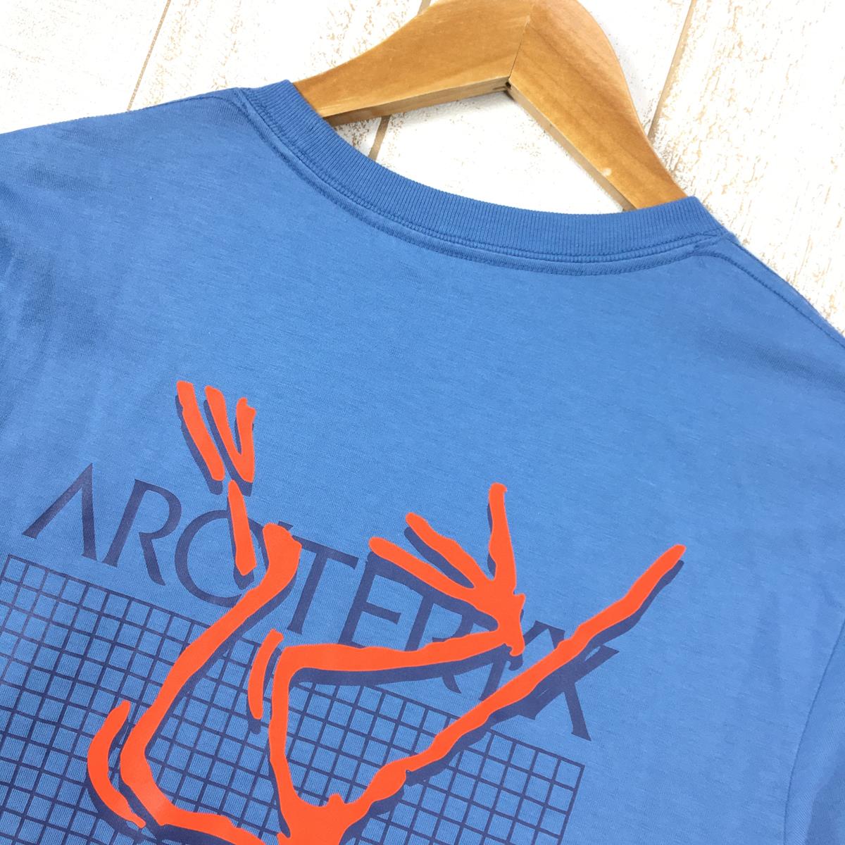 【Men's XS ブルー系】 Arcteryx ( アークテリクス ) アーク マルチバード ロゴ ショートスリーブ Arc Multibird Logo Short Sleeve Tシャツ X000007747 International Men's 02081