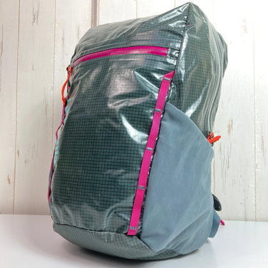 【OneSize グレー系】 2017 Patagonia ( パタゴニア ) ライトウェイト ブラックホール パック 26L Lightweight Black Hole Pack 26L ナイロン バッグ ストレージ バックパック デイパック 容量【～29L】 - 【公式】2ndGEAR（セカンドギア）Webショップ【登山用品・アウトドア用品専門 買取販売店】