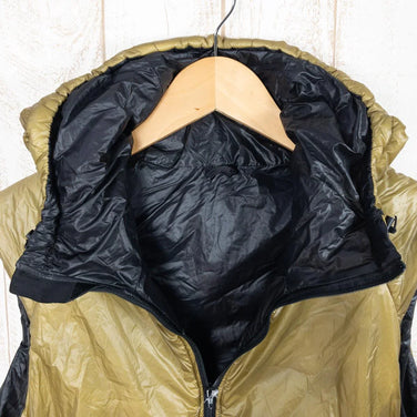 【Men's S ベージュ系】 Enlightened Equipment ( エンライテンドイクイップメント ) トリッド エイペックス ベスト Torrid Apex Vest インサレーション ベスト フーディ フーデッド アメリカ製 生産終了モデル 入手困難 - 【公式】2ndGEAR（セカンドギア）Webショップ【登山用品・アウトドア用品専門 買取販売店】