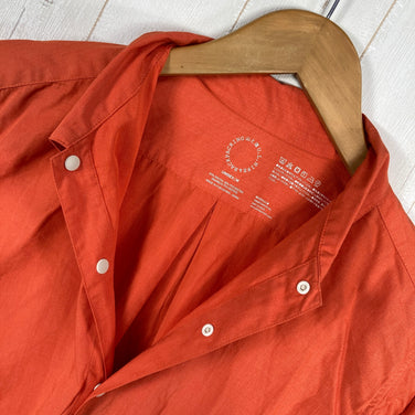 【Unisex M オレンジ系】 Yamatomichi ( 山と道 ) バンブー シャツ Bamboo Shirt バンブーポリエステル 日本製 レーヨン ウェア トップス インナー シャツ ロングスリーブシャツ  z00061016   ロングスリーブシャツ イン