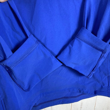 Arcteryx Sigma SL 女款中号蓝色连帽衫。已停产，难觅踪影，尼龙软壳外套。产品编号：z00053752。