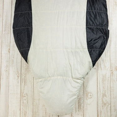 【OneSize ベージュ系】 Chums ( チャムス ) ブービー スリーピング バッグ Booby Sleeping Bag 化繊ダウン スリーピングシステム 寝袋 ダウンシュラフ z00051417  ダウンシュラフ 寝袋 スリーピングシステム