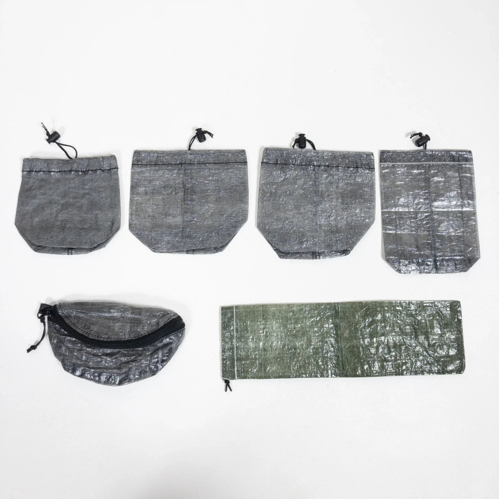 【OneSize グレー系】 Zpacks ( ゼットパックス ) オリジナルパック スタッフサック 生産終了モデル 入手困難 バッグ ストレージ パッキングサック スタッフサック インナーポーチ DCF ( ダイニーマ・コンポジット・ファブリック / キューベン - 【公式】2ndGEAR（セカンドギア）Webショップ【登山用品・アウトドア用品専門 買取販売店】