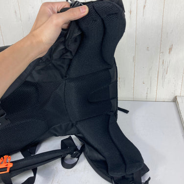 【Unisex L ブラック系】 Karrimor ( カリマー ) リッジ 40プラス ridge 40+ ナイロン バッグ ストレージ バックパック 容量【30L～54L】 z00060135  容量【30L～54L】 バックパック バッグ ストレージ