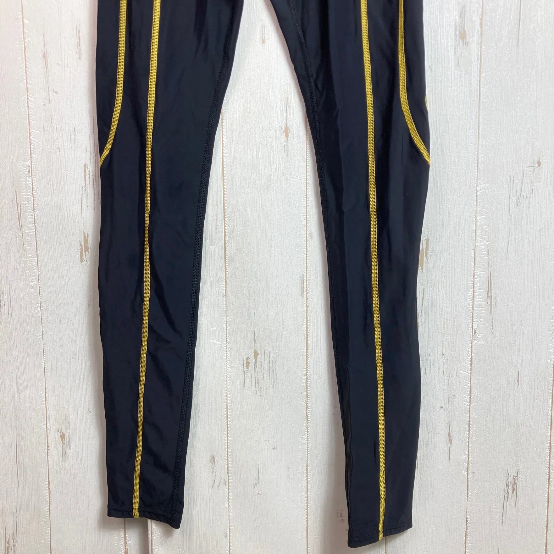 【Men's M ブラック系】 Skins ( スキンズ ) スポーツ ロングタイツ Sport Long Tights ナイロン ウェア ボトムス タイツ z00051871 タイツ ボトムス ウェア - 【公式】2ndGEAR（セカンドギア）Webショップ【登山用品・アウトドア用品専門 買取販売店】