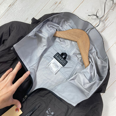 【Men's L ブラック系】 Finetrack ( ファイントラック ) エバーブレス フォトン プラス Everbreath Photon Plus 直営店限定モデル ナイロン ウェア トップス アウター ジャケット レインシェル z00059721  レイン