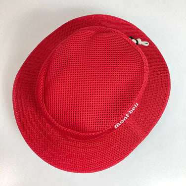 Montbell 3D Mesh Hat, Kid's One Size, Red. Made of polyester. Product code: z00052873.