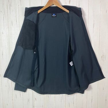 Finetrack Drought Sensor Jacket, Men's Medium, Gray. Polyester, Long Sleeve Shirt, Synthetic Fiber. Product Code: z00054900.