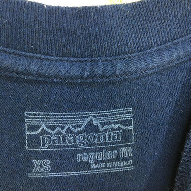 【Men's XS ネイビー系】 Patagonia ( パタゴニア ) リブシンプリー ホット タブ コットンポリ Tシャツ Live Simply Hot Tub Cotton/Poly T-Shirts 39102 International Men's コッ - 【公式】2ndGEAR（セカンドギア）Webショップ【登山用品・アウトドア用品専門 買取販売店】
